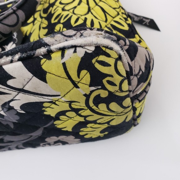 Vera Bradley Bag / Satchel; Approx. 15 x 10 x 5 - Picture 4 of 10